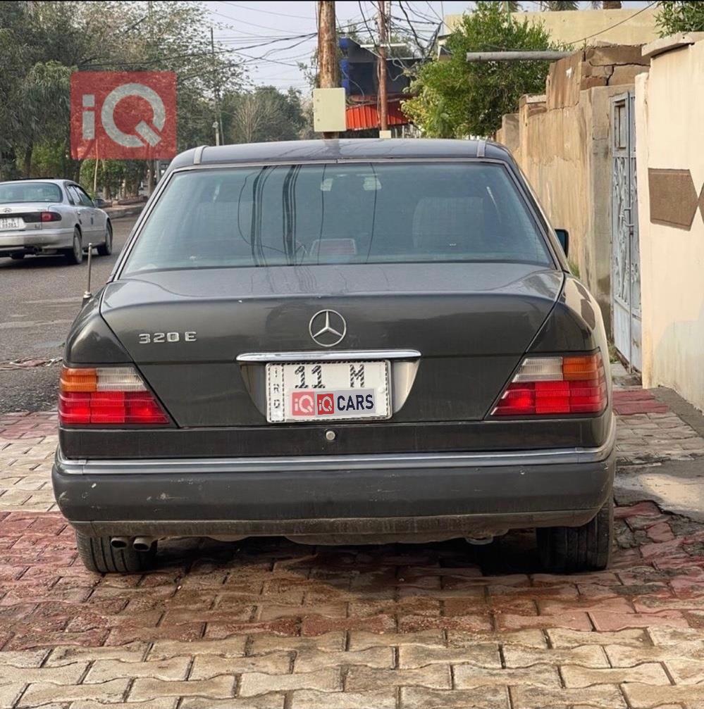 مرسيدس بنز E-Class